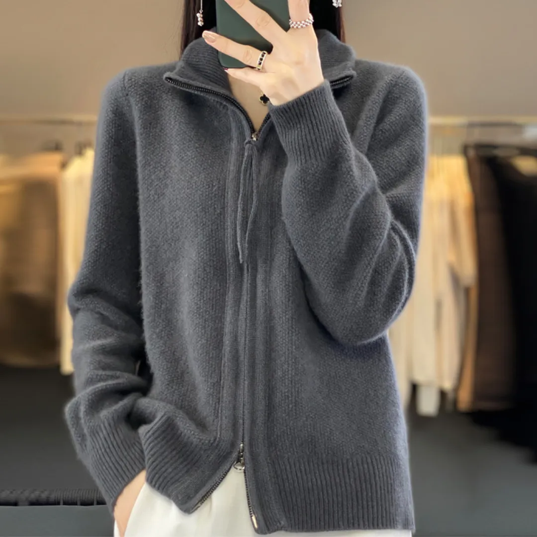 KATRINA - Minimalist Zip Sweater