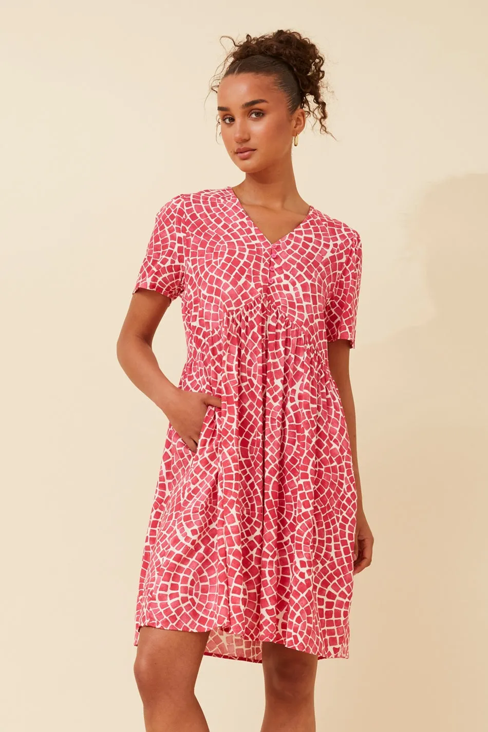 LYRIC ABSTRACT PRINT SHORT DRESS